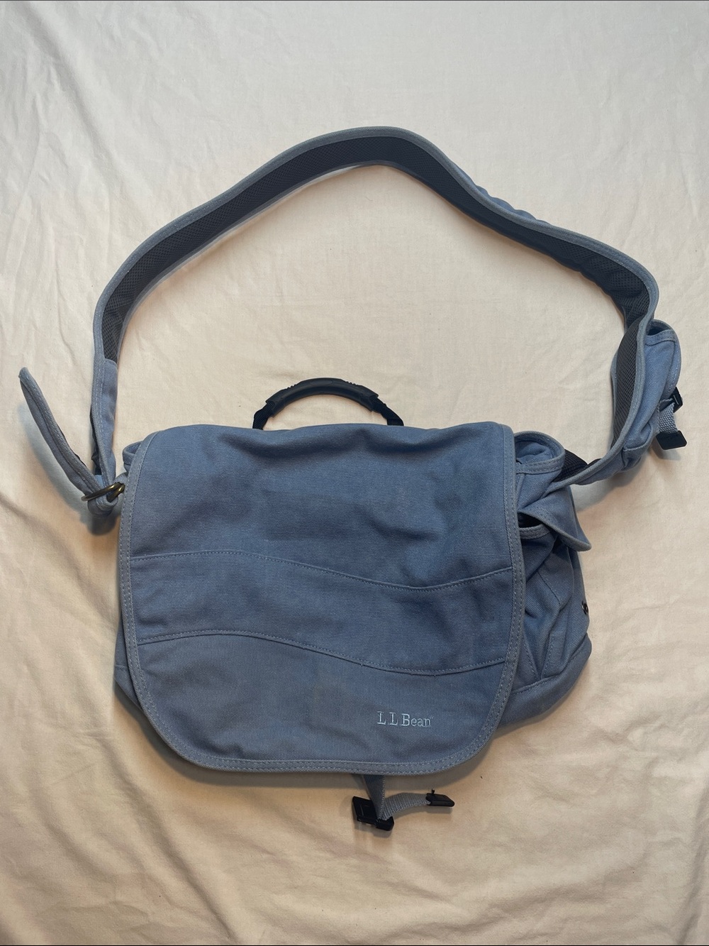L.L. Bean Light Blue Men's Messenger Bag